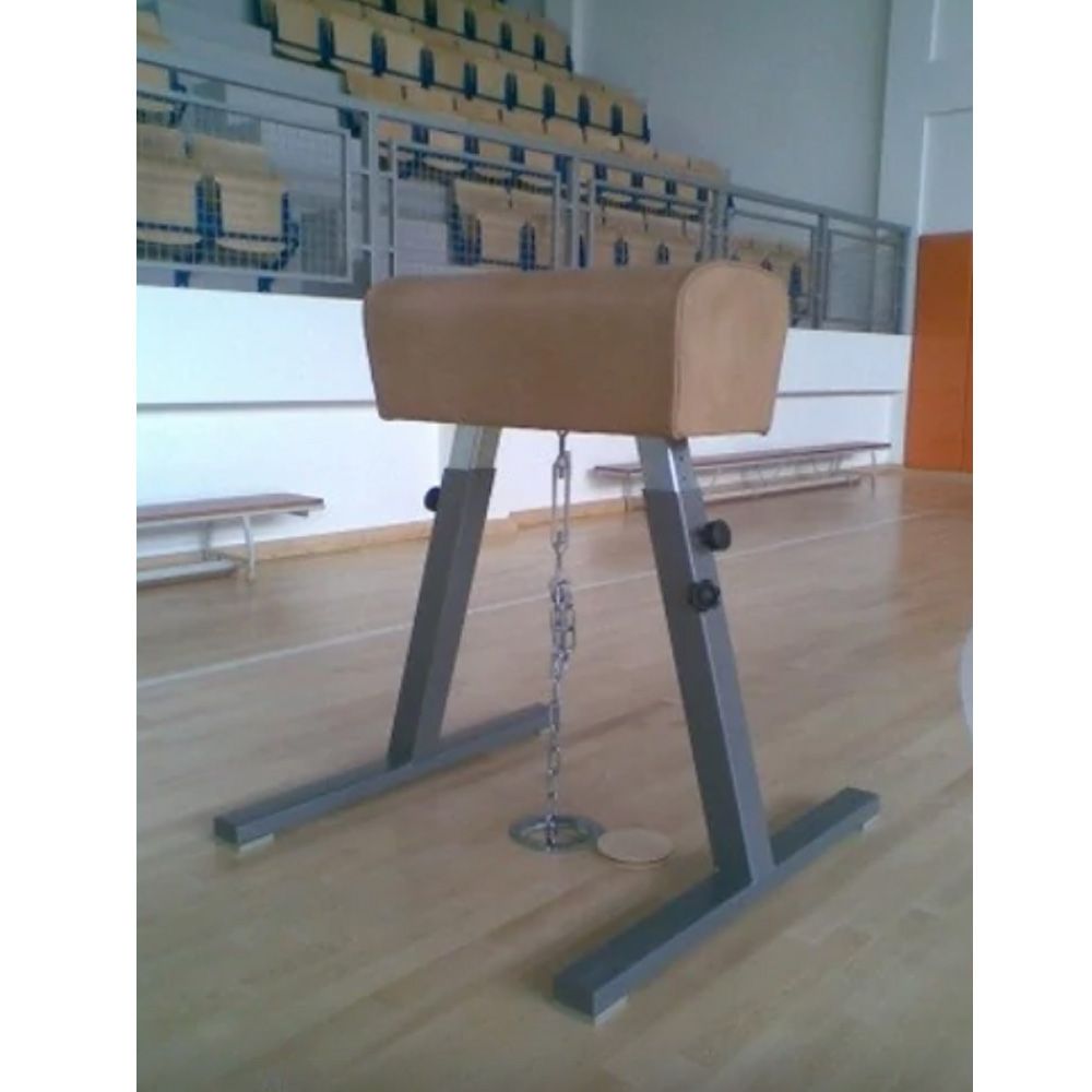 TORNABAK MŰBŐR BORÍTÁSSAL