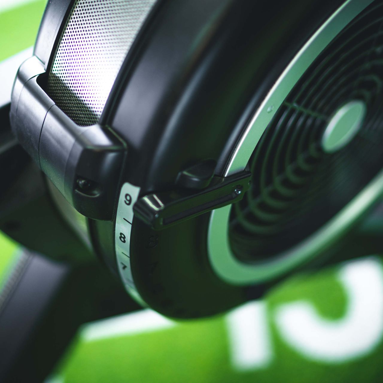 PERFORM BETTER - PB EXTREME RUDERGERAET ROWER - LÉGELLENÁLLÁSOS EVEZŐGÉP 